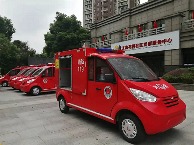 1736822187996033.png 消防車2.png